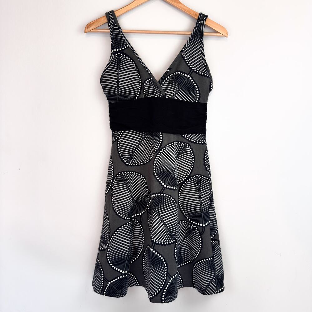 Patagonia Women's Dress Size S | Margot Dress Black and White Foliage Pattern